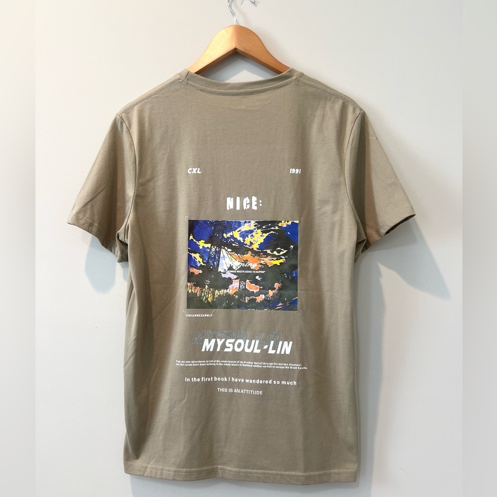 Men’s graphic tee Size M
